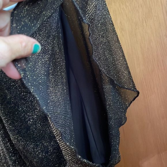 •GOLDEN STATE Los Angeles• NWOT black/gold sheet glittery blouse size small - Picture 4 of 5